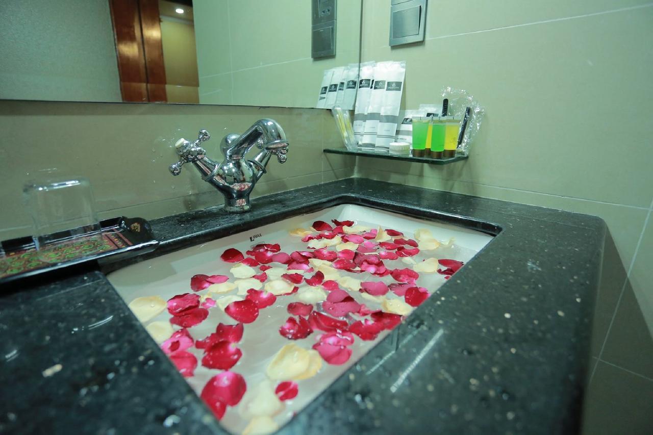 Silver City Hotel Mandalay Esterno foto