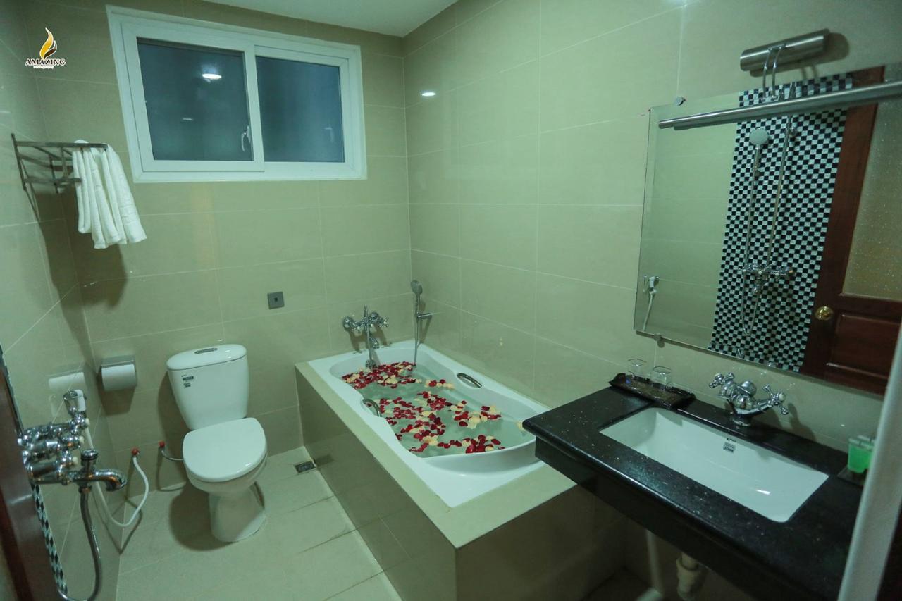 Silver City Hotel Mandalay Esterno foto