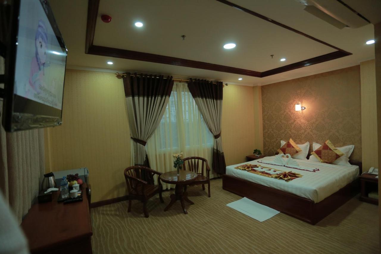 Silver City Hotel Mandalay Esterno foto